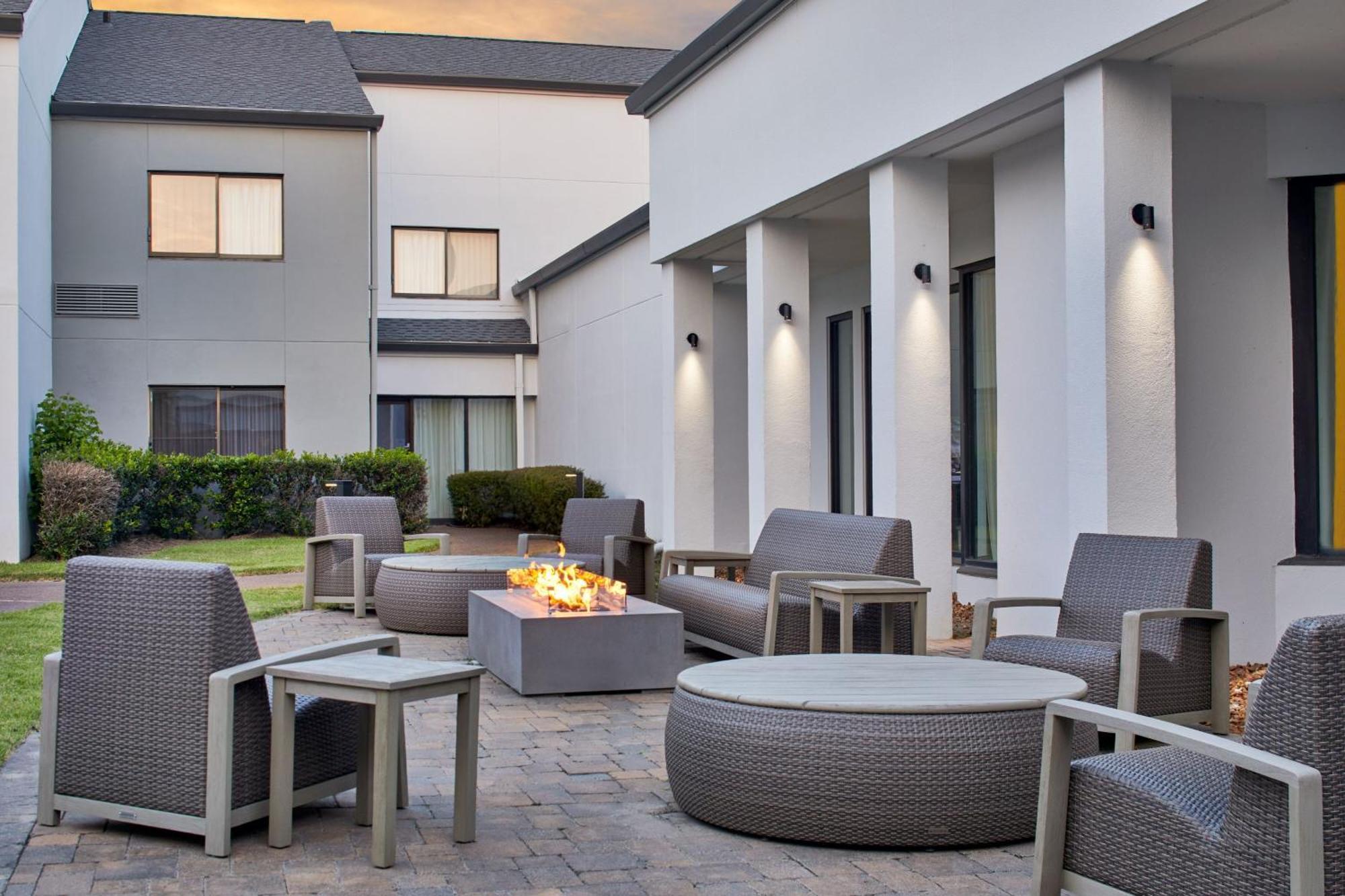 Courtyard By Marriott Memphis Airport Otel Dış mekan fotoğraf